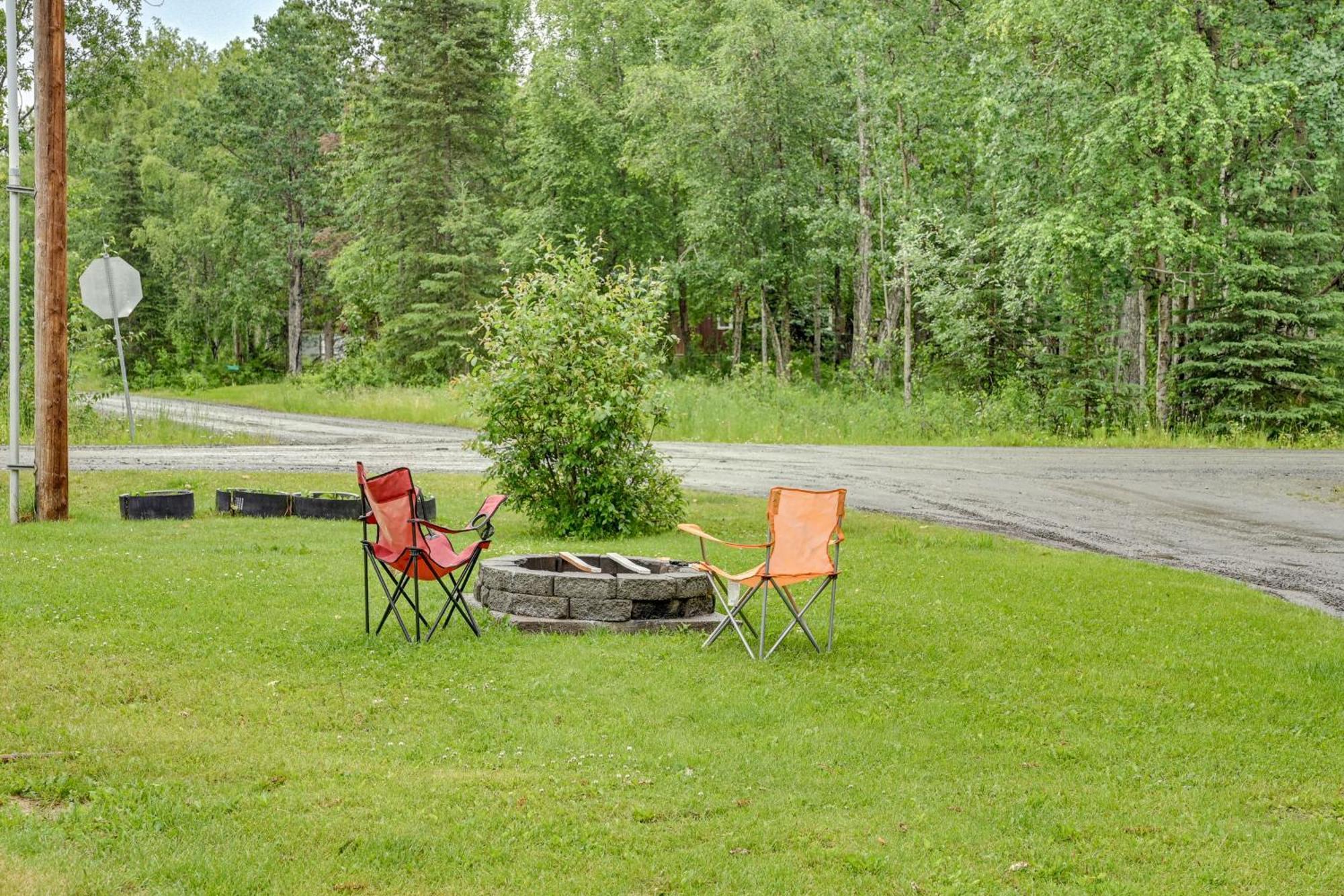 Centrally Located Soldotna Apartment With Patio! Exterior foto